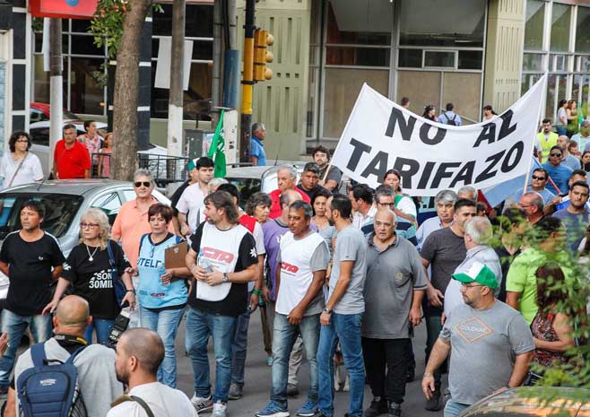 UTELPa en la marcha de las antorchas