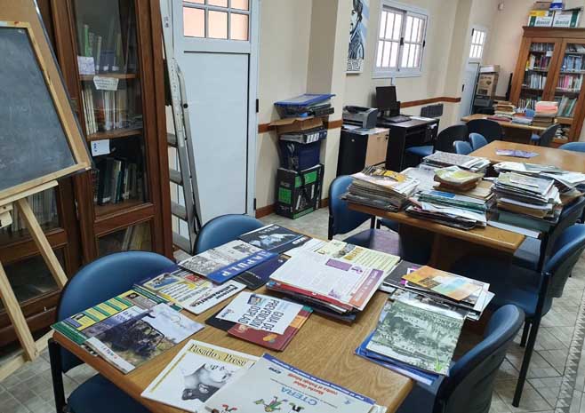 La Biblioteca de lxs Trabajadorxs de la Educaciòn está en marcha